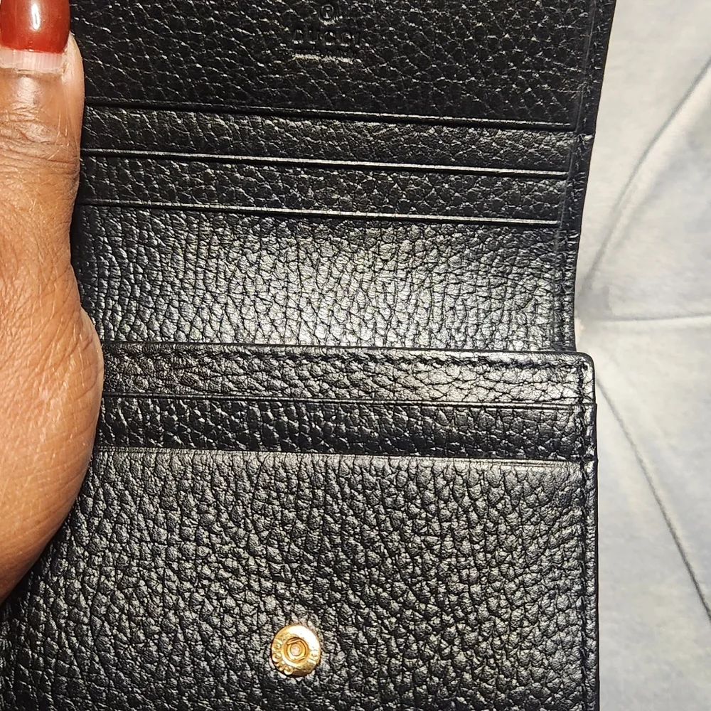 💯 Authentic Gucci wallet - Picture 5 of 7